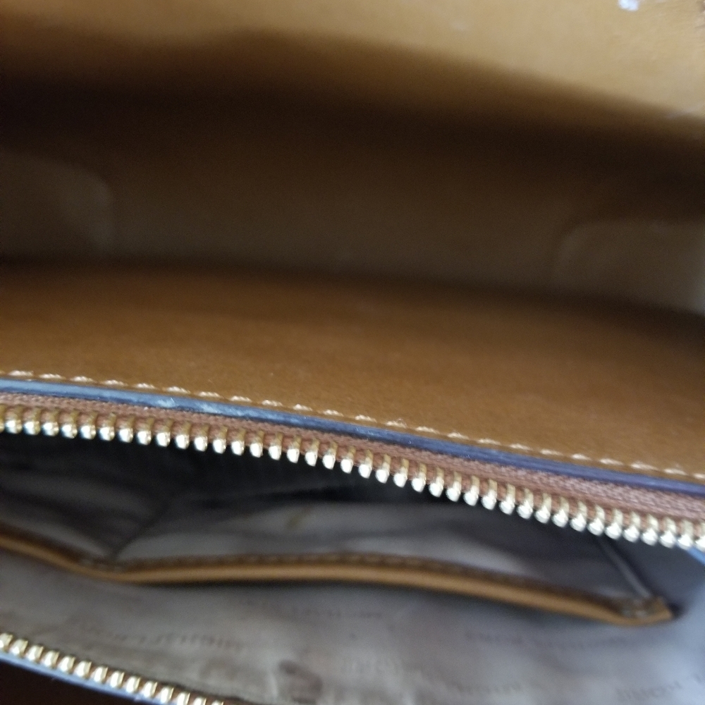 Handbag - Picture 7 of 7